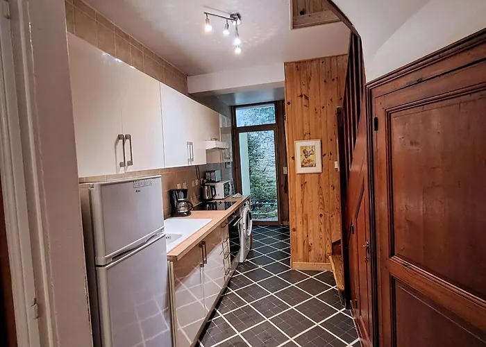 Dans La Colibri, Hébergement de vacances